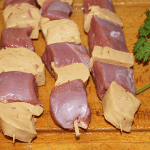 4 BROCHETTES MAGRET-FOIES GRAS