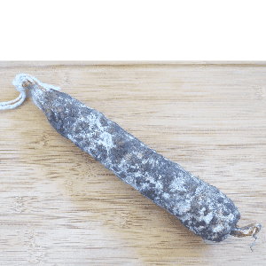 Saucisson aux noisettes