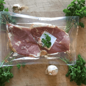 2 tranches de gigot  d’agneau - environ