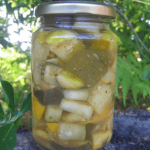 Pickles de courgettes au curry