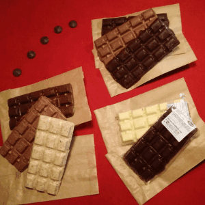 Delicechoco : Tablette de chocolat au lait aux cacahuètes salées
