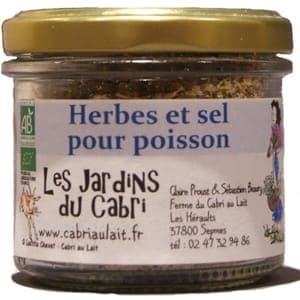 Herbes et sel pour poisson