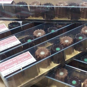 Cannelés en chocolat au fromage de chèvre