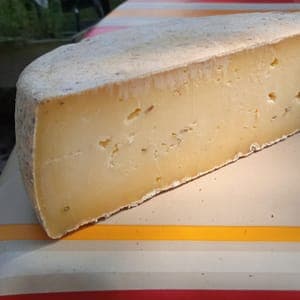 Tomme de vache/cumin