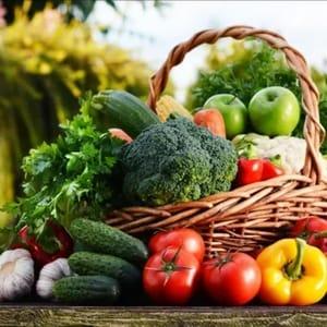 Panier de légumes bio et régionaux diversifiés