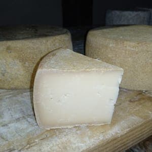 portion tomme de chèvre affinée sec 9 mois