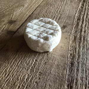 Crottin de chèvre mi-frais