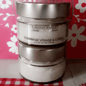 Gommage visage et corps au lait de chèvre