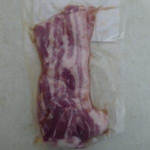 poitrine de porc tranchée